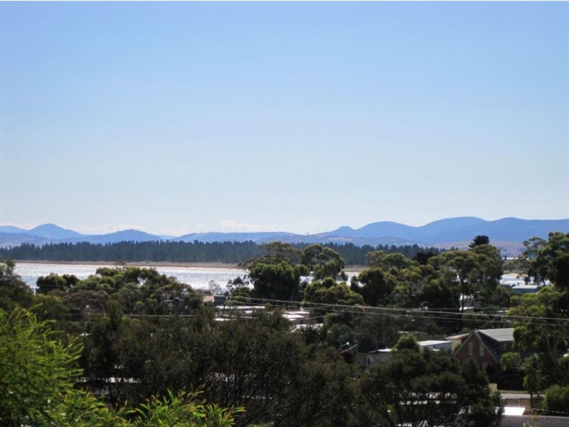 43 Signal Hill Road, Dodges Ferry TAS 7173