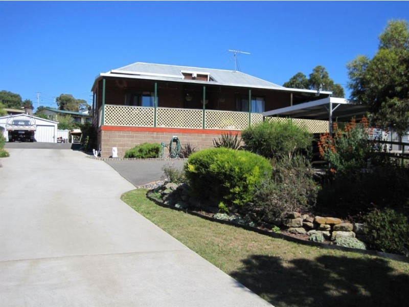 11 Mongana Street, Dodges Ferry TAS 7173