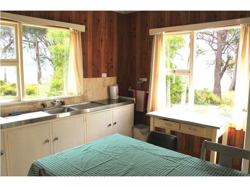 49 Batchelor Street, White Beach TAS 7184
