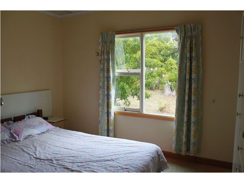 49 Batchelor Street, White Beach TAS 7184