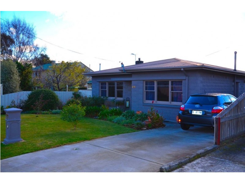 13 Lodge Street, Glenorchy TAS 7010