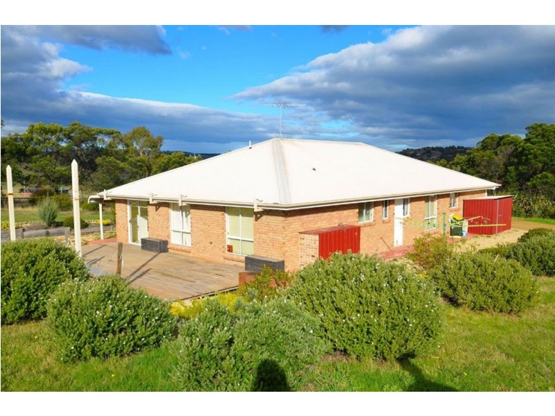5 Lakeland Drive, Lewisham TAS 7173