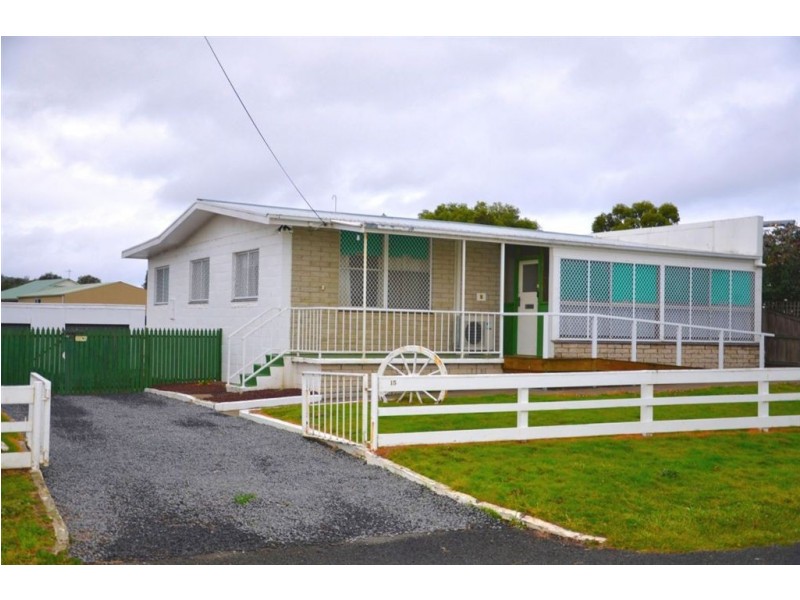 15 Tenth Avenue, Dodges Ferry TAS 7173