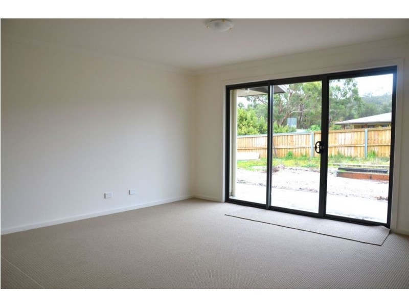 8 Provence Drive, Carlton TAS 7173