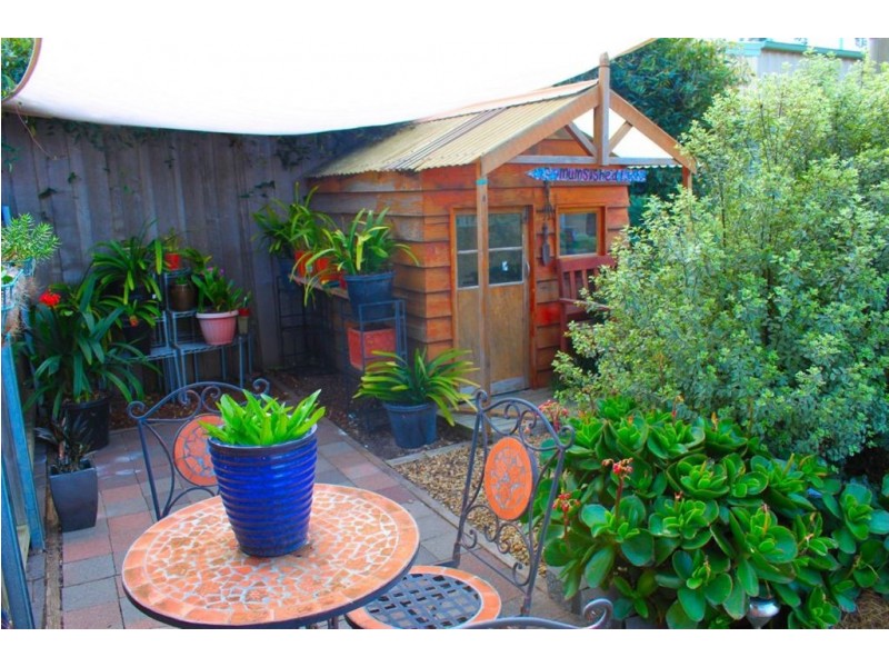 8 Sandy Point Avenue, Dodges Ferry TAS 7173