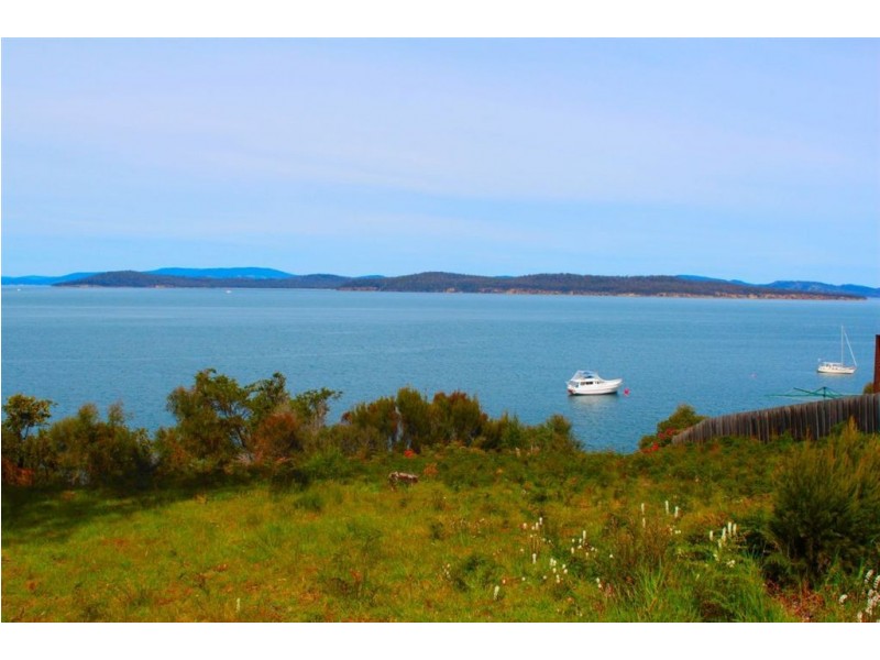 23 Susan’s Bay Road, Primrose Sands TAS 7173