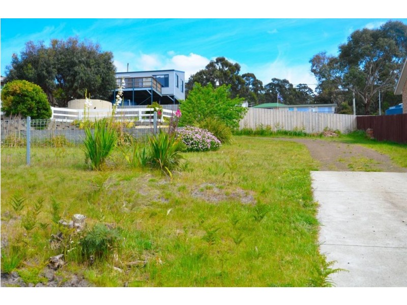 18 Carlton Bluff Road, Primrose Sands TAS 7173