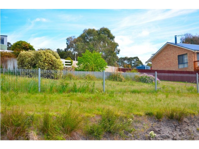 18 Carlton Bluff Road, Primrose Sands TAS 7173