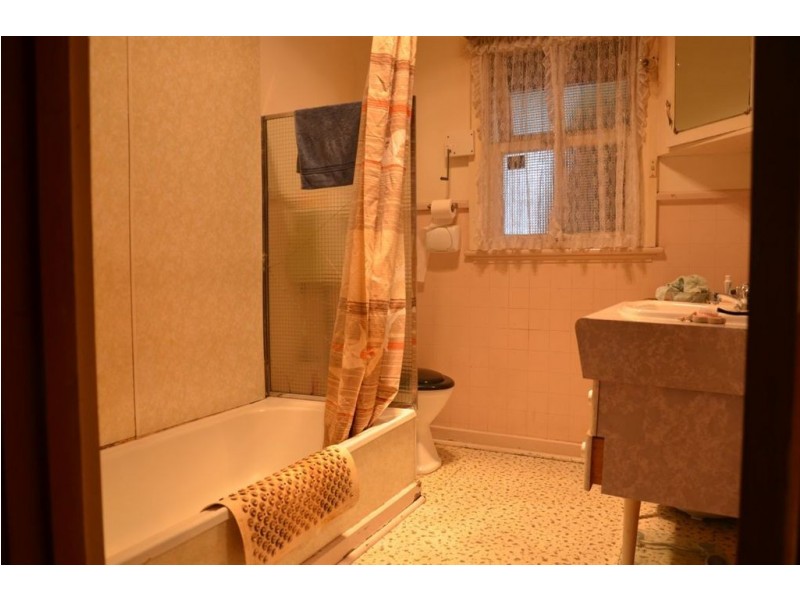 63 Cambridge Road, Bellerive TAS 7018