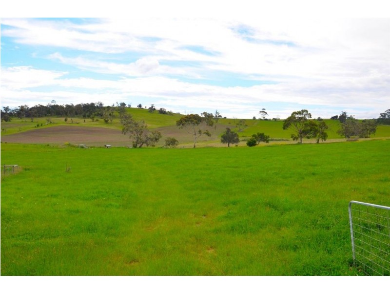 28 Okines Road, Dodges Ferry TAS 7173