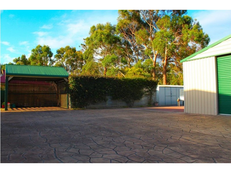 24 Sandy Point Avenue, Dodges Ferry TAS 7173