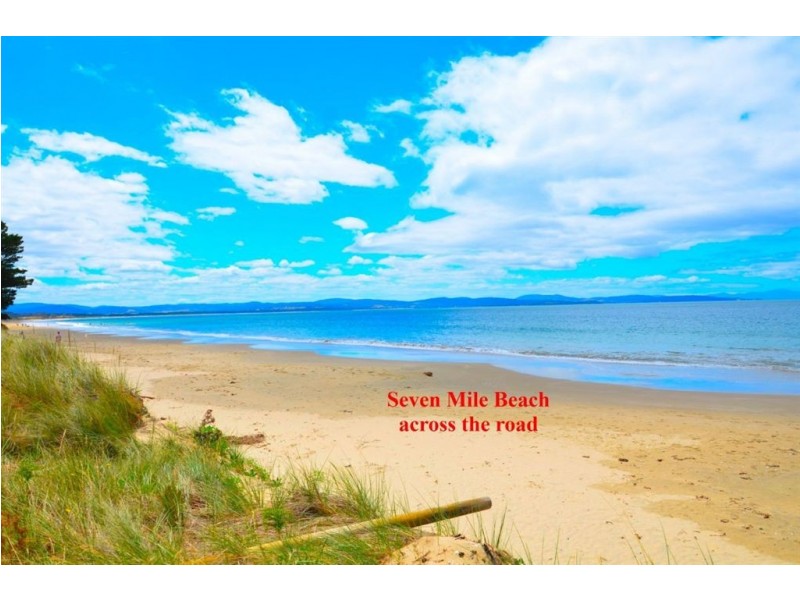 3 Esplanade, Seven Mile Beach TAS 7170