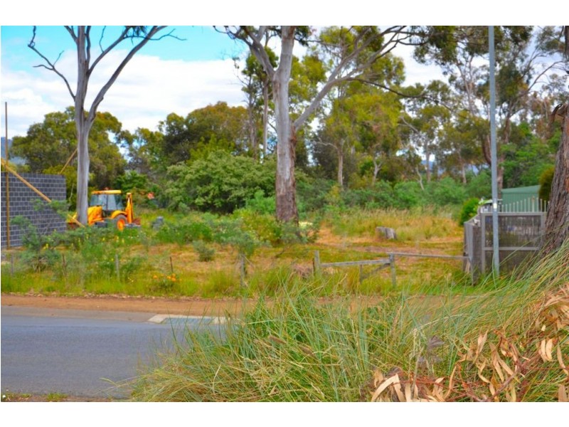 3 Esplanade, Seven Mile Beach TAS 7170