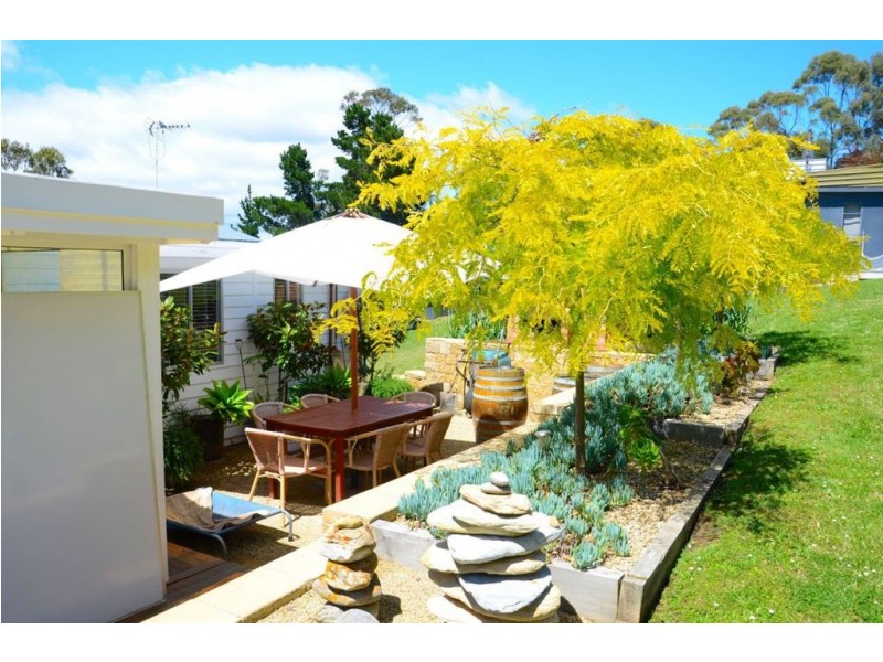 9 Longs Road, Boomer Bay TAS 7177