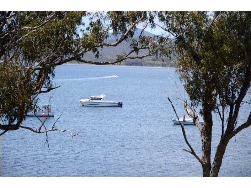 9 Longs Road, Boomer Bay TAS 7177