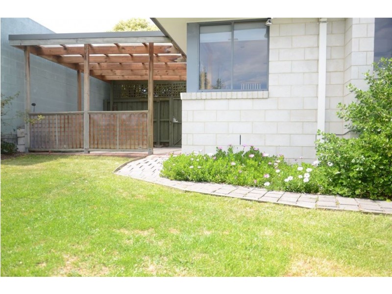 4/2 First Avenue, Midway Point TAS 7171