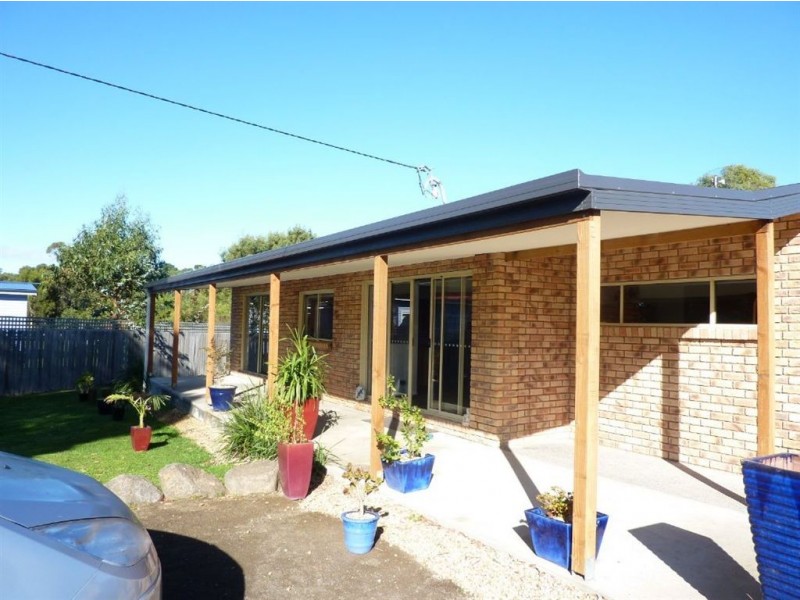 5 Young Street, Carlton TAS 7173