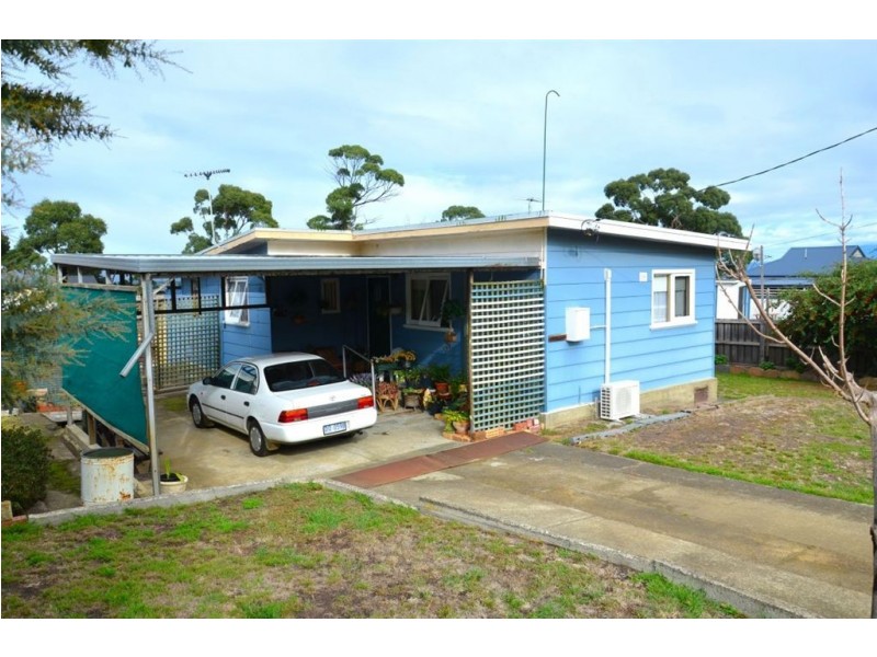 4 Moonar Street, Carlton TAS 7173