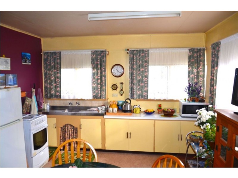 4 Moonar Street, Carlton TAS 7173