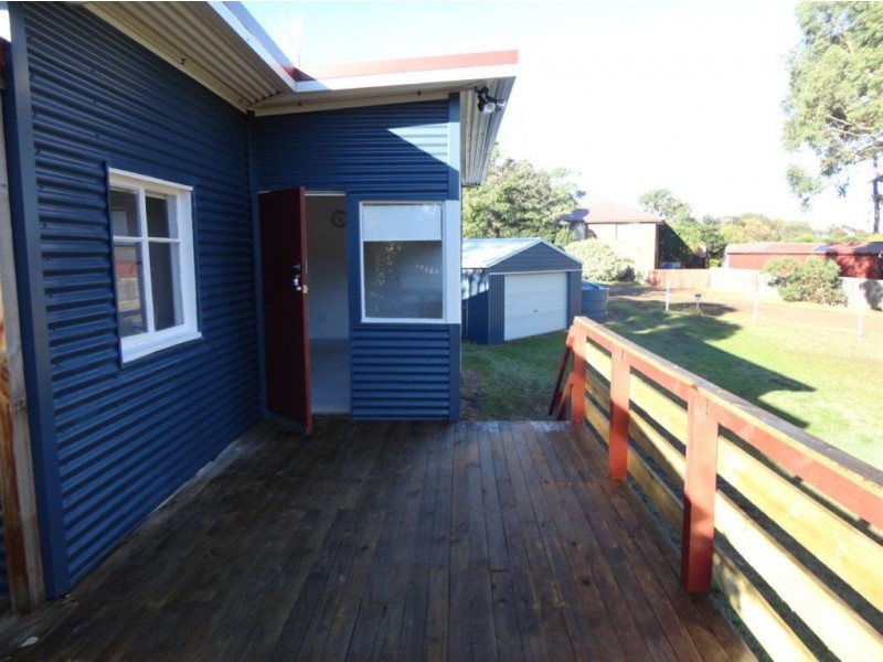 1 Wybar Street, Dodges Ferry TAS 7173