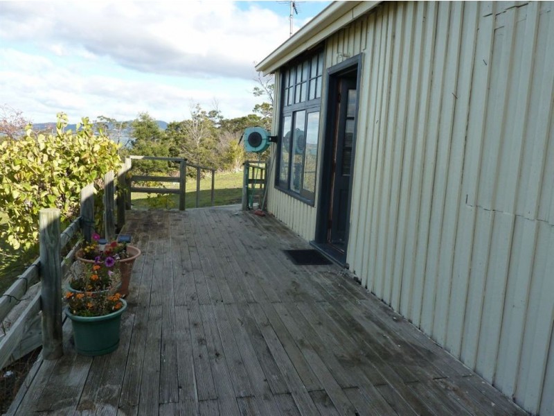 435 Shark Point Road, Penna TAS 7171