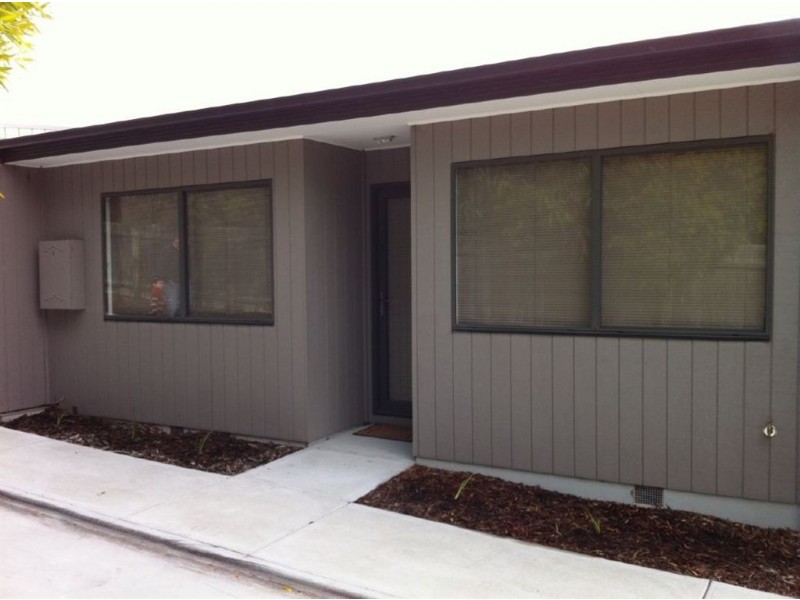 2/5 Northsun Place, Midway Point TAS 7171