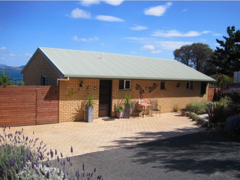 11 Boyd Street, Lewisham TAS 7173