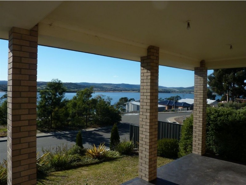 6 Sandpiper Drive, Midway Point TAS 7171