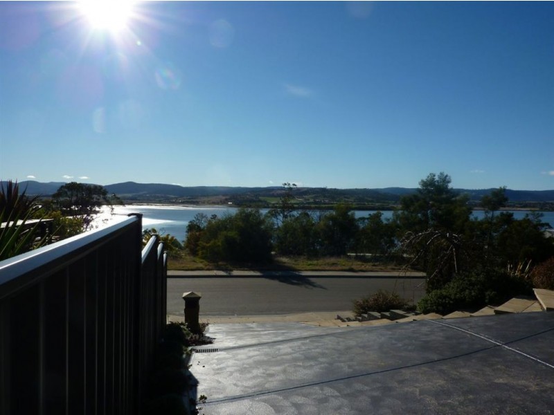 6 Sandpiper Drive, Midway Point TAS 7171