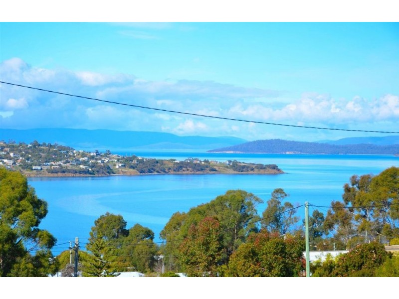 9 Kestrel Street, Primrose Sands TAS 7173