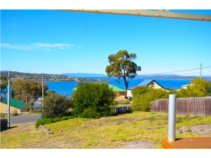 5 Harrier Street, Primrose Sands TAS 7173