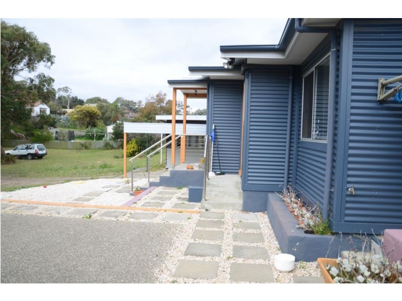 9 Ulvergerne Street, Dodges Ferry TAS 7173