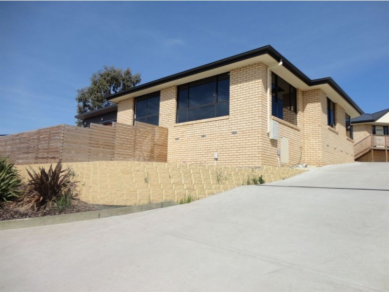 2/62 Reynolds Road, Midway Point TAS 7171