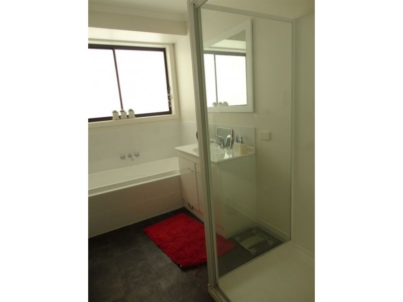 2/62 Reynolds Road, Midway Point TAS 7171