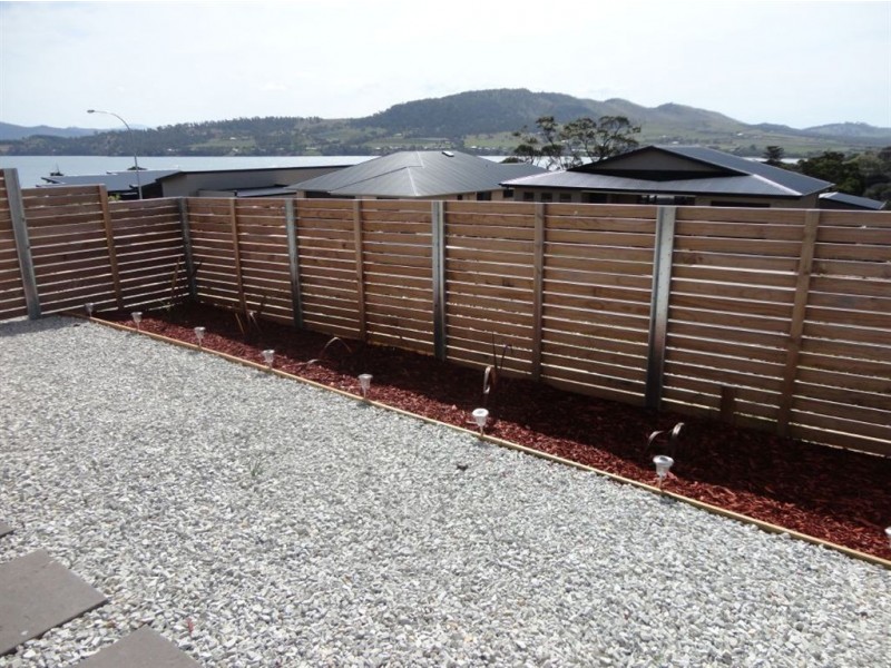 2/62 Reynolds Road, Midway Point TAS 7171