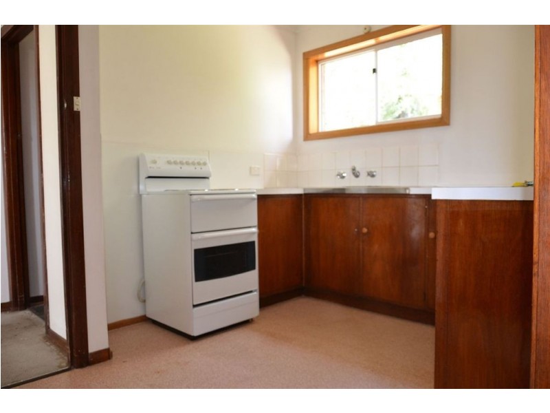 5 Morley Parade, Triabunna TAS 7190