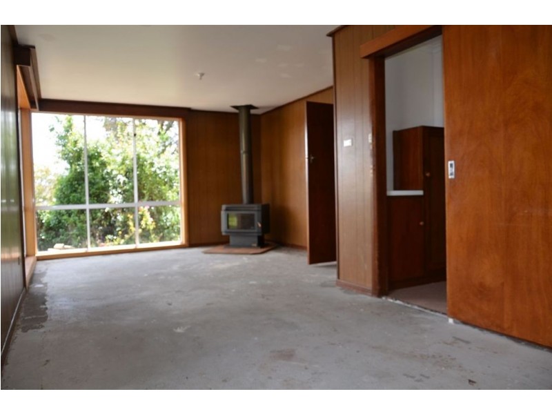 5 Morley Parade, Triabunna TAS 7190