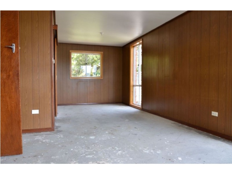 5 Morley Parade, Triabunna TAS 7190