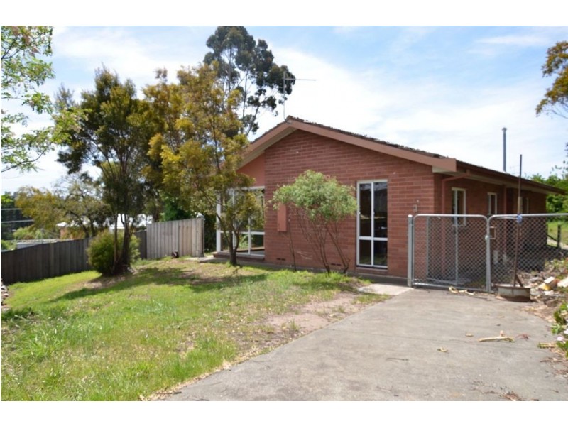 5 Morley Parade, Triabunna TAS 7190