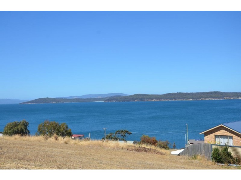 40 Robinia Street, Primrose Sands TAS 7173