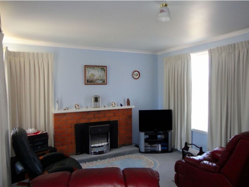 8 Inkerman Street, Triabunna TAS 7190