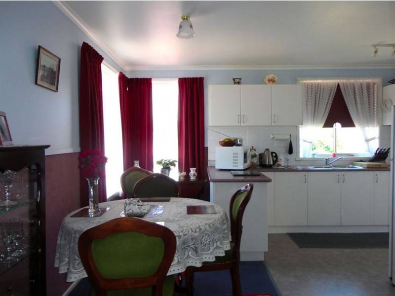 8 Inkerman Street, Triabunna TAS 7190
