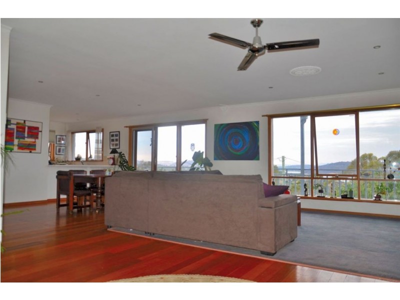 5 Hilltop place, Dodges Ferry TAS 7173