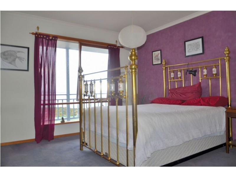 5 Hilltop place, Dodges Ferry TAS 7173