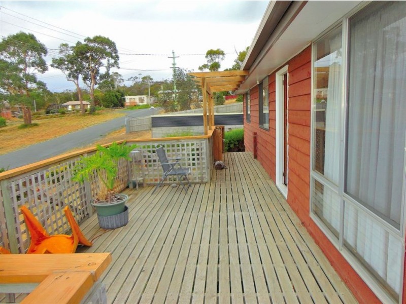 19 Rowan Avenue, Primrose Sands TAS 7173