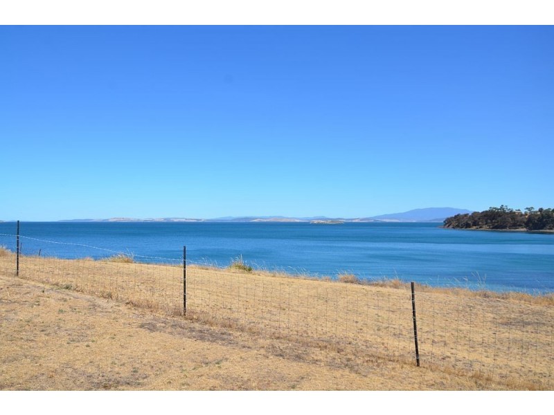 7 Gypsy Place, Primrose Sands TAS 7173