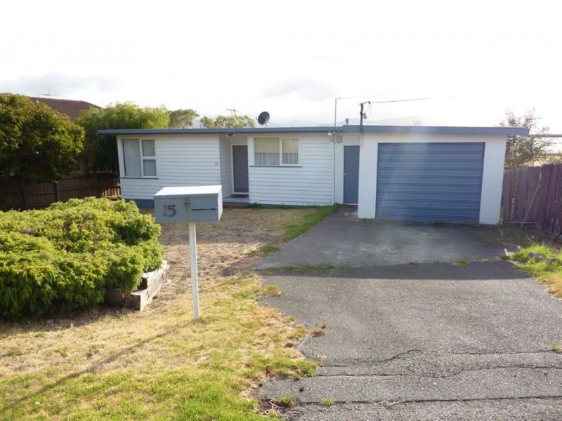 15 Lake Vue Parade, Midway Point TAS 7171