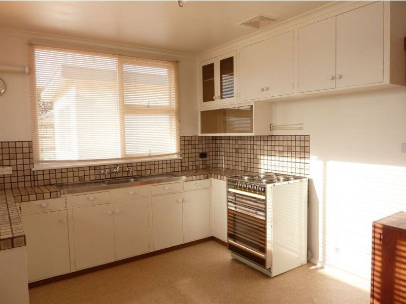 15 Lake Vue Parade, Midway Point TAS 7171