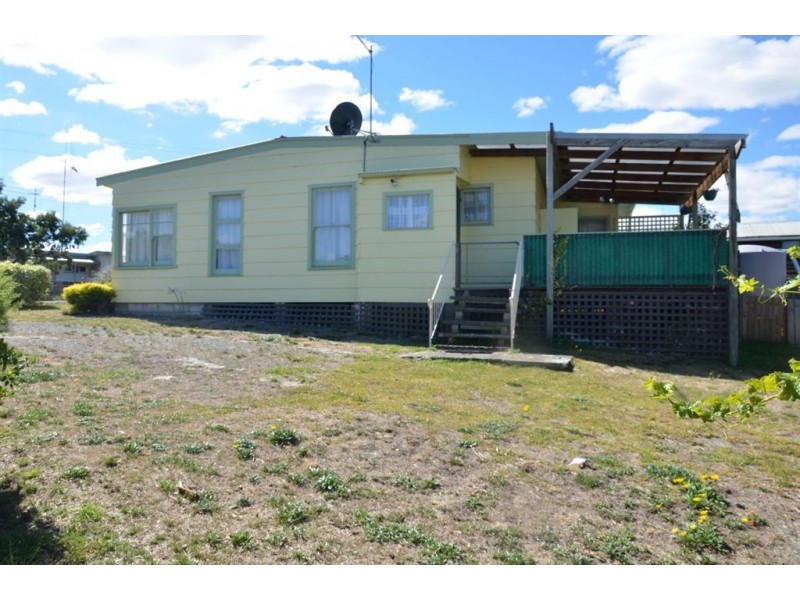 4 Webb Street, Dodges Ferry TAS 7173