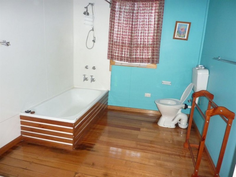 4 Fourth Avenue, Dodges Ferry TAS 7173